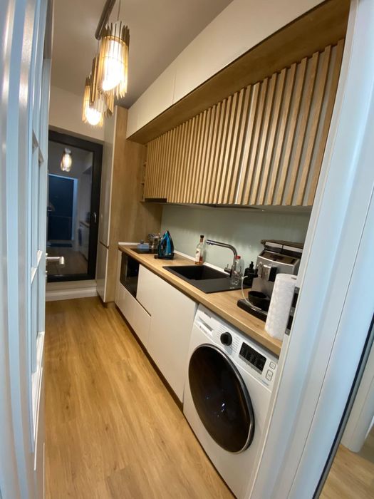 Inchiriez garsoniera