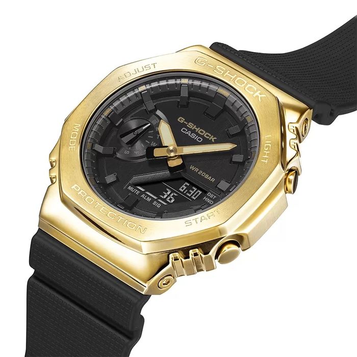Часы Casio g-shock GM-2100G-1A9ER