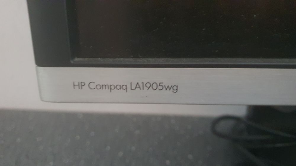 Monitor HP Compaq LA1905wg