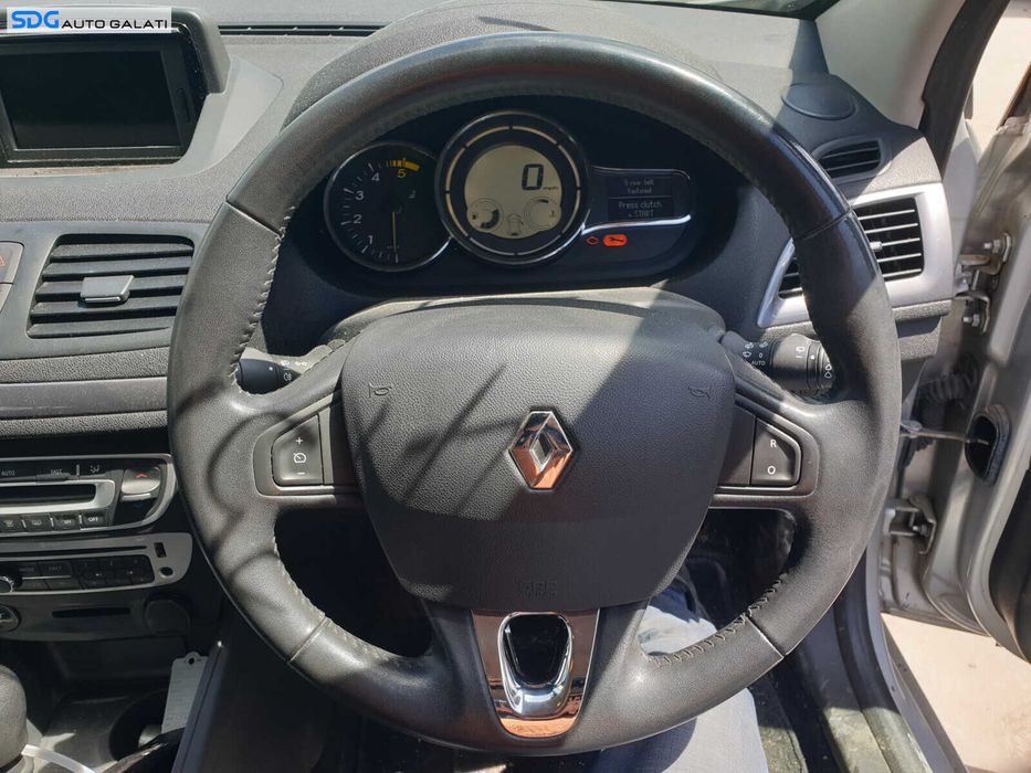 Volan 3 Spite Piele cu Comenzi FARA Airbag Renault Megane 3 2008 - 2016 [K5760]