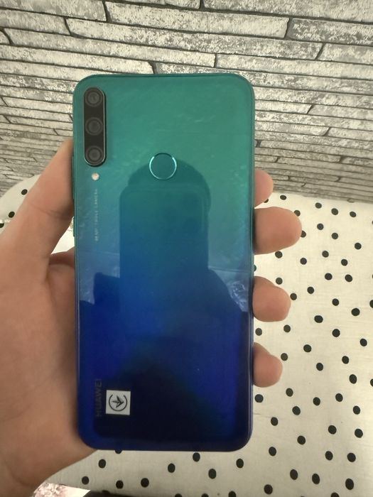 Vând Huawei P 40 Lite E