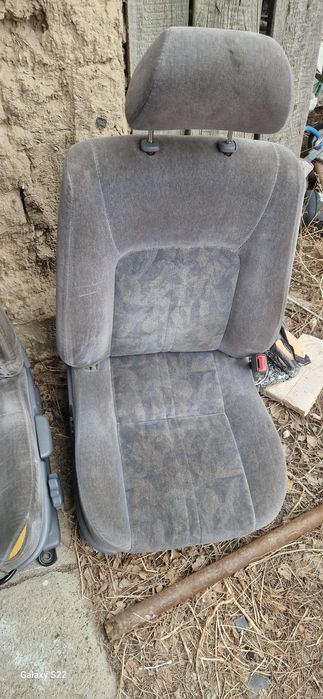 Сиденья камри 20.