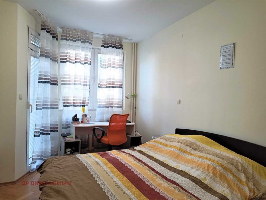 Продава се Тристаен апартамент в София, Белите брези - 112 кв.м за 3125 €/кв.м - Снимка #15