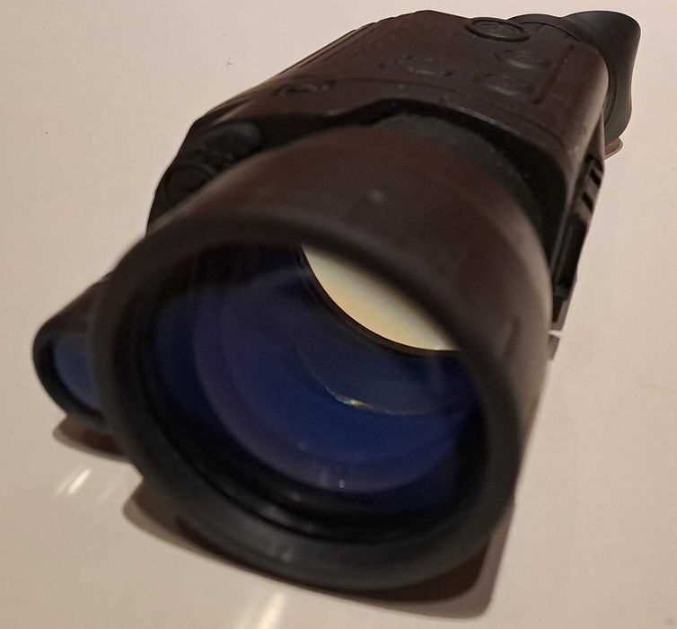 Aparat Night Vision digital Pulsar Recon 870