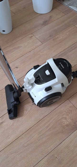 Bosch пылесос serie 2