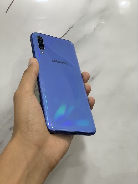 Samsung a70 128 Gb