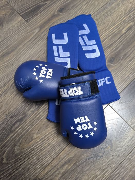 Перчатки для бокса