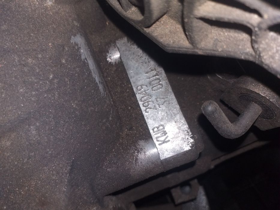 Cutie Viteze Scirocco Golf 6 Tiguan Passat 1.4 Tsi CAV KWB