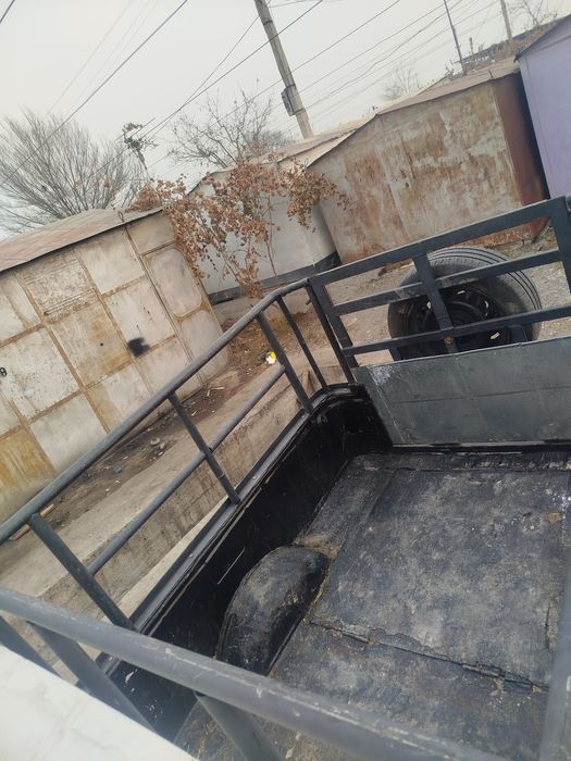 Москвич сотилади