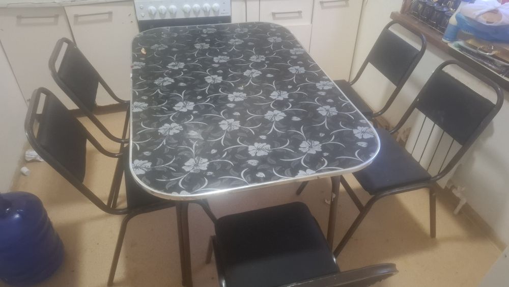 Uy mebellari. Shkaf. Spalniy komplekt, oshxona 6 talik stol stul
