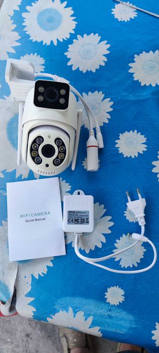 Cameră de supraveghere UltraHD dual cam