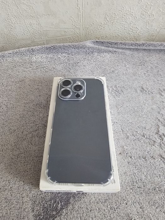 Продам айфон Apple 16 pro