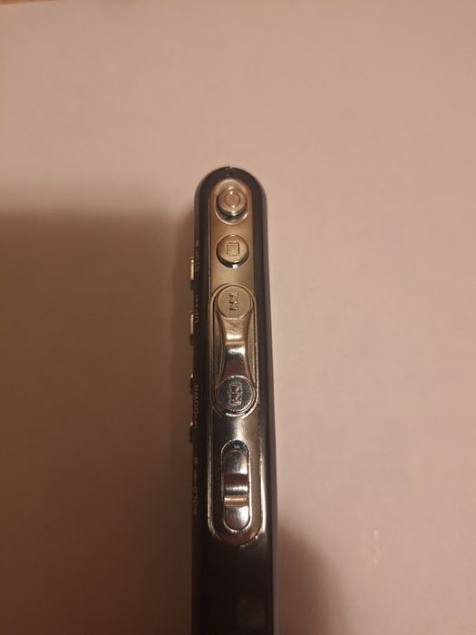 Reportofon iUni REP04 nou cu cablu si microfon