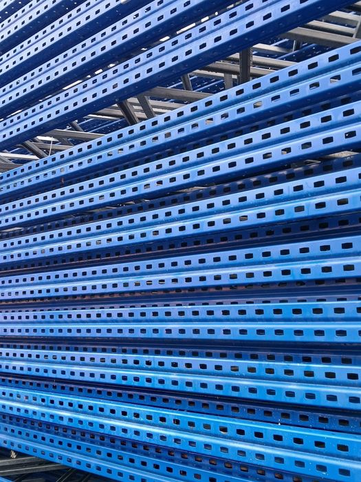 Rafturi metalice de vânzare producător Dexion picior zincat sau albast