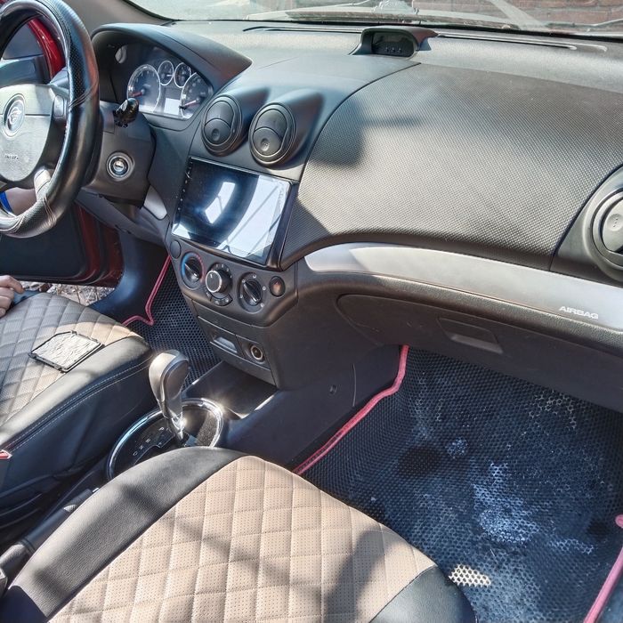 Автомобиль       .