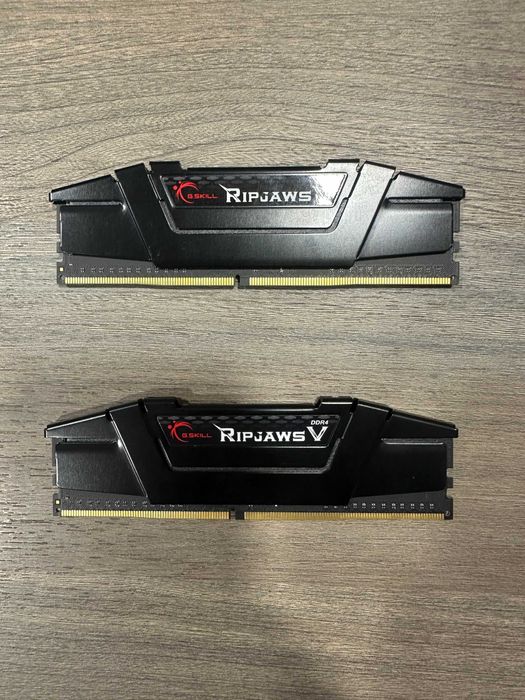 Продам ОЗУ G.SKILL Ripjaws V series DDR4 3200mhz 16GB (8+8)