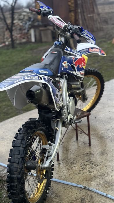 Motocross Yamaha 450, Akrapovic