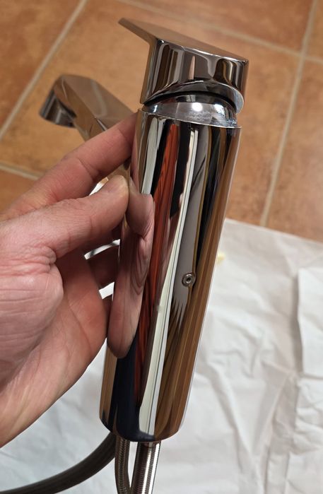 Baterie bucatarie Grohe Eurodisc Cosmopolitan cu dus extractibil