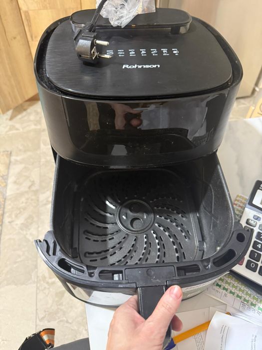 Friteuza cu aer cald Rohnson