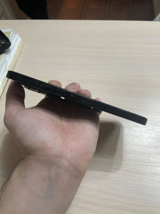 Продам iPhone 14 Pro Max