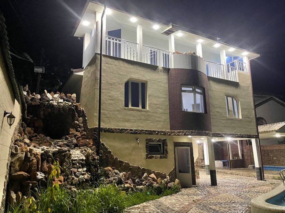 Dacha bochka 9.13sotok dala hovli