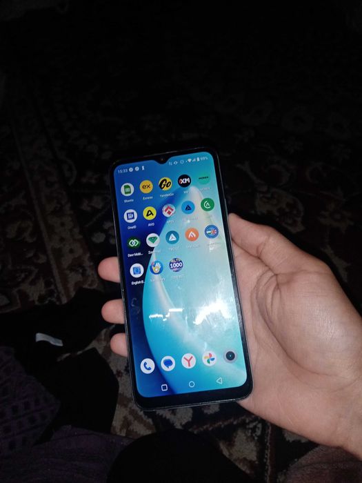 Realme C33  128/4+4 gb  holati ideal  800ming so'm