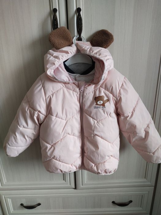 Продам куртку весна осень на девочку 4- 5 лет