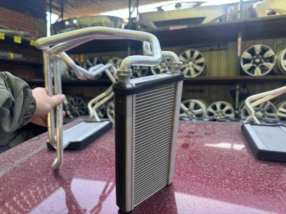 Радиатор печки RX300