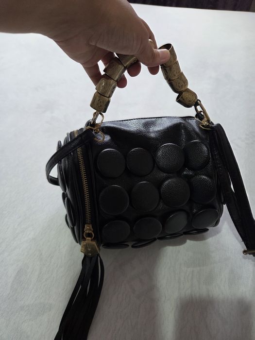 Черна дамска чанта