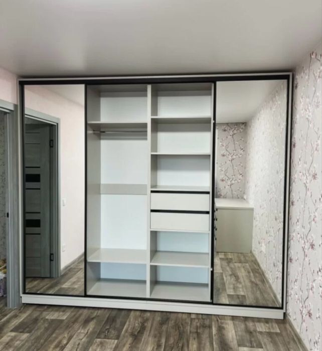 Шкаф  купе продам