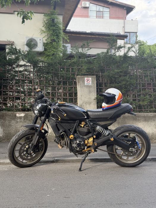Ducati Scrambler Cafe Racer