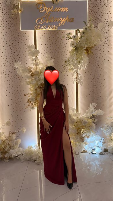 көйлек сатам 7 к красное платье 30 тыс стоило 50 тыс