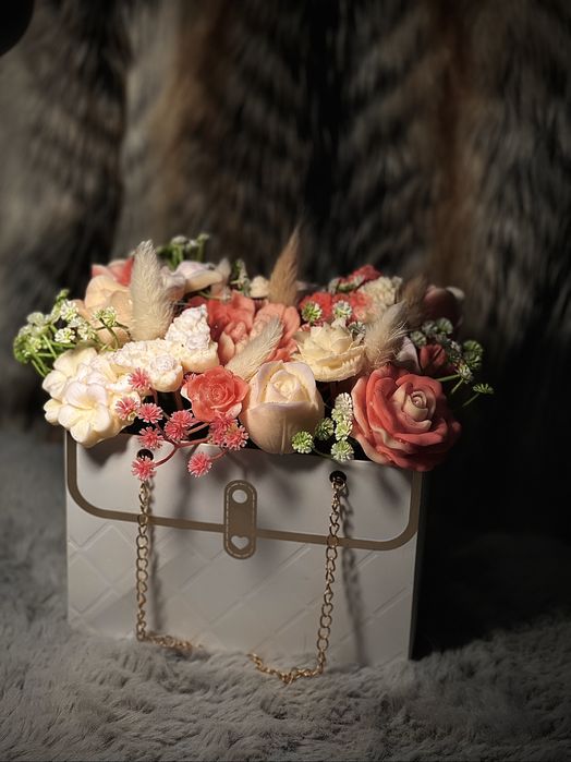 Aranjament din ceara Aurora Bloom