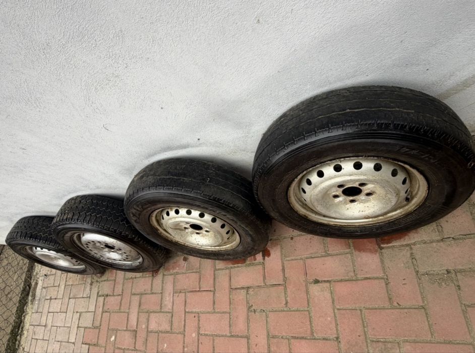 Jante cu anvelope Dacia Papuc 175r14C