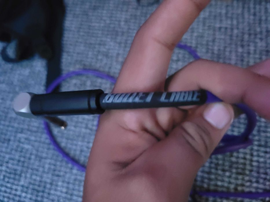 Selling cable for the electric guitar