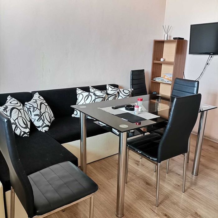 Четиристаен апартамент до стадион Спартак Варна