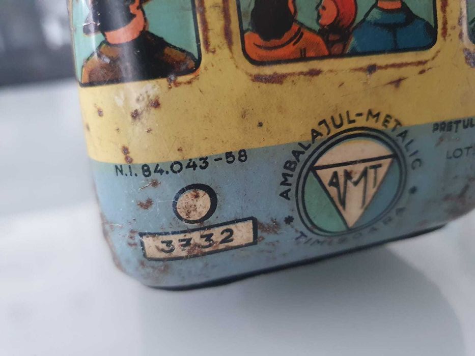Autobuz Amt Jucarie veche romaneasca