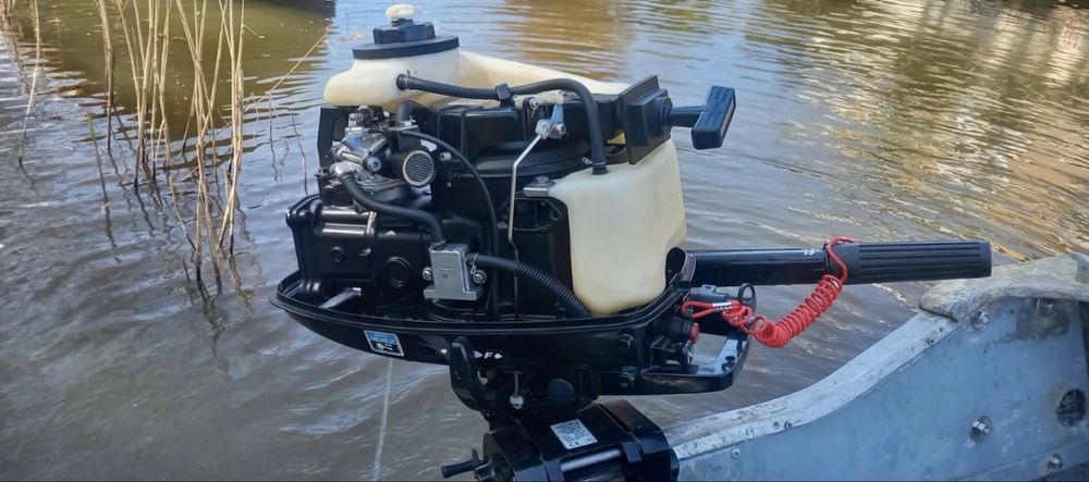 Motor  barca Tohatsu Yamaha  5 Cp 4 timpi