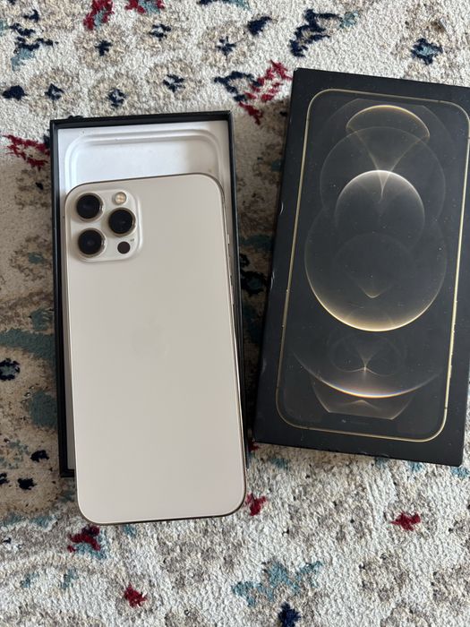 Продам iPhone 12 Pro Max