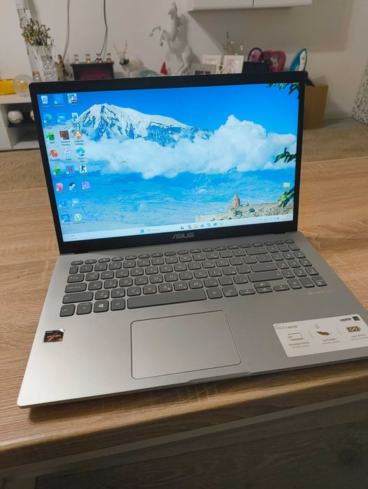 Лаптоп Асус - Asus Laptop - подходящ за офис или магазин.