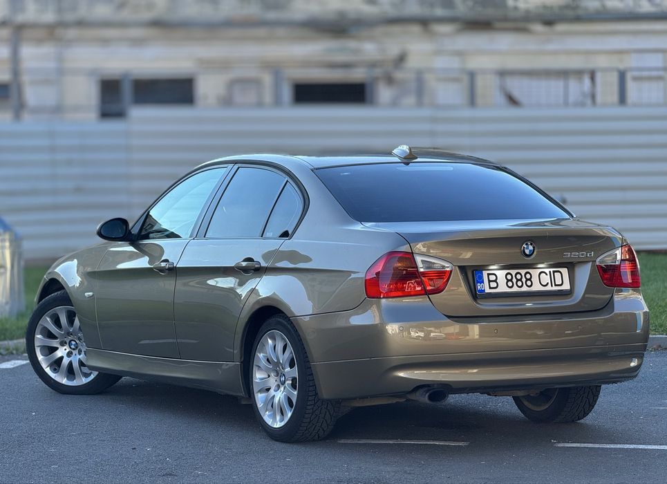 BMW e90 -320d- Automata// Navi,Xenon,Trapa,Memorii,Senzori, Piele Crem