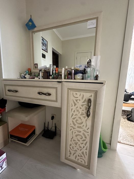 Продам спальный гарнитур Любимый Дом