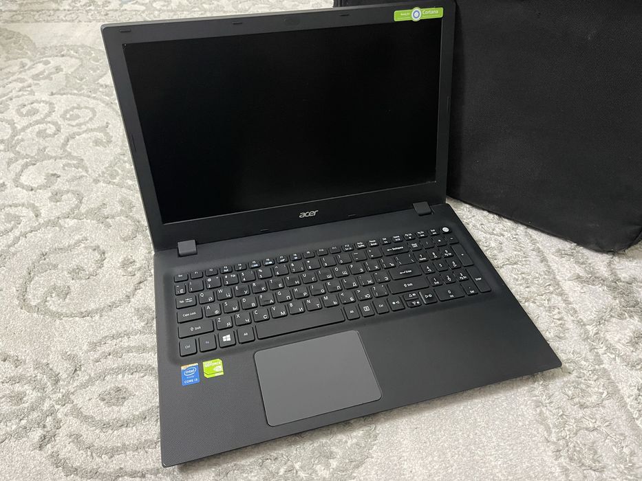 Продам ноутбук Acer TraverMate P257 Core i3