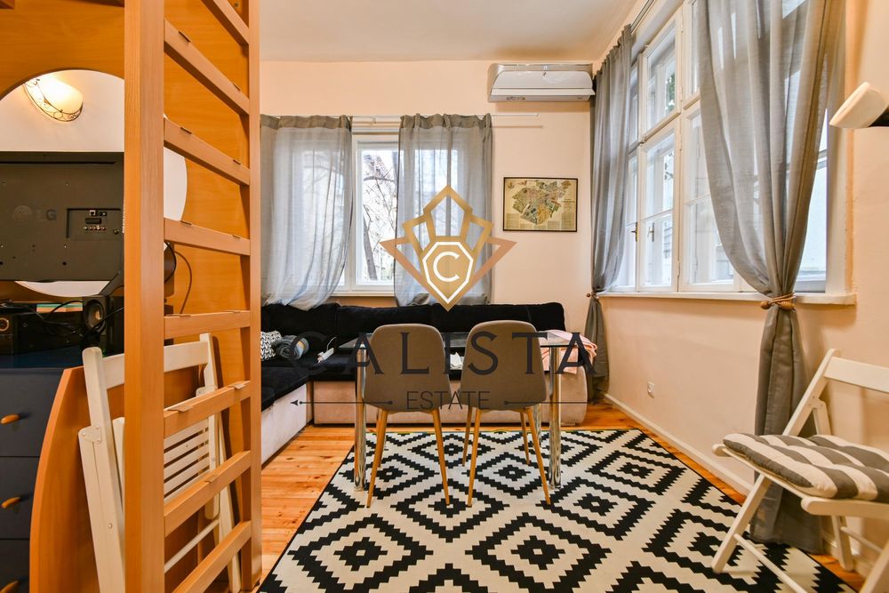 Дава се под наем Двустаен апартамент в София, Център - 80 кв.м за 649 € - Снимка #1