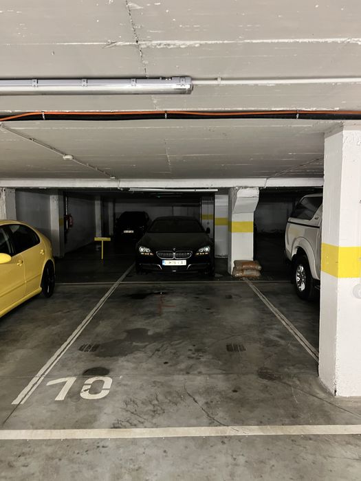 Vand parcare interioara zona Iulius-Mall