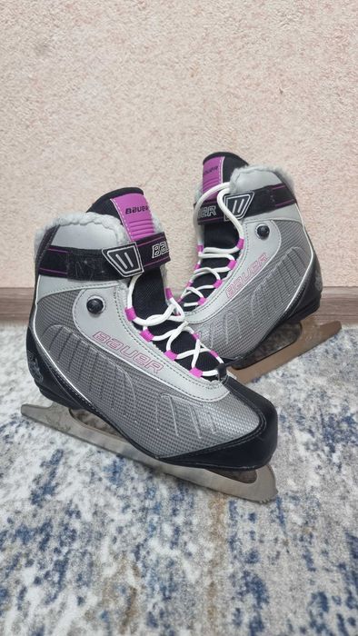 Коньки женские Bauer