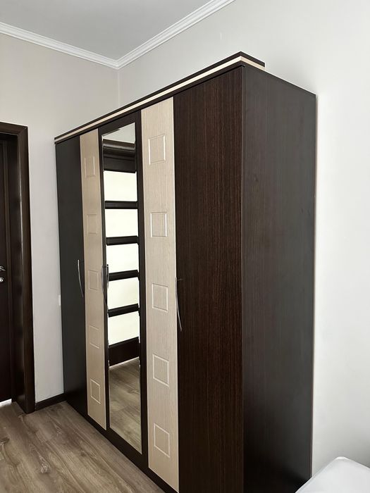 Продам Шкаф и комод