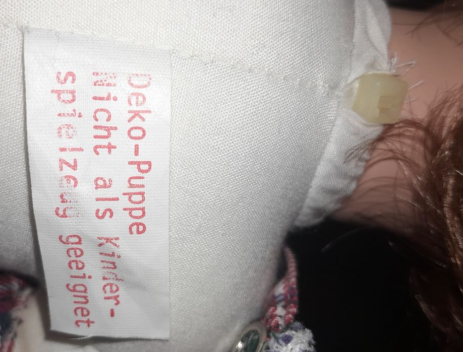 Порцеланова кукла момче