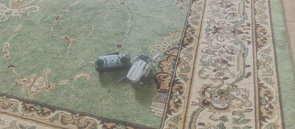 Дрон харошый цена 5000