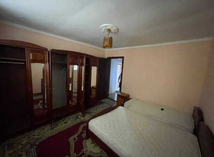 3хонали 3 сотокдан иборат ховли сотилади